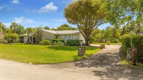 7010 SW 148th Terrace Palmetto Bay FL 33158