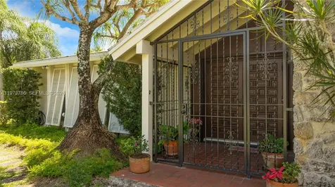 7010 SW 148th Terrace Palmetto Bay FL 33158