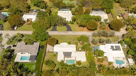 7010 SW 148th Terrace Palmetto Bay FL 33158