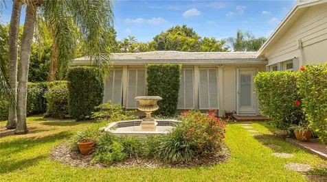 7010 SW 148th Terrace Palmetto Bay FL 33158