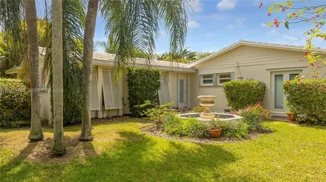 7010 SW 148th Terrace Palmetto Bay FL 33158