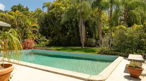 7010 SW 148th Terrace Palmetto Bay FL 33158
