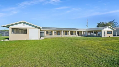 25025 SW 202nd Avenue Homestead FL 33031