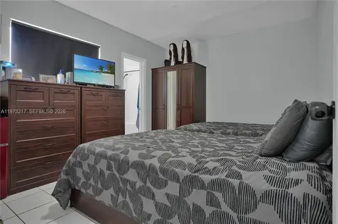 570 NE 169th Street North Miami Beach FL 33162