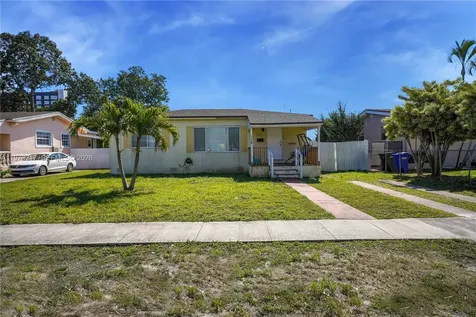 570 NE 169th Street North Miami Beach FL 33162