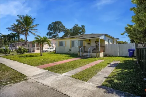 570 NE 169th Street North Miami Beach FL 33162