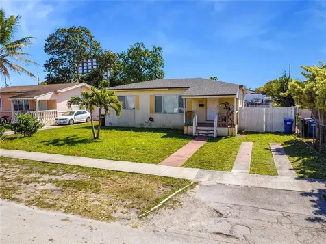 570 NE 169th Street North Miami Beach FL 33162