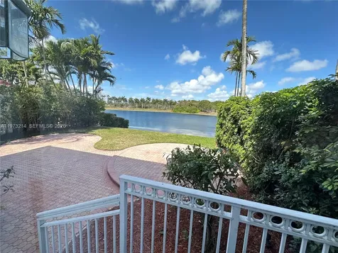 10965 NW 59th Street Doral FL 33178