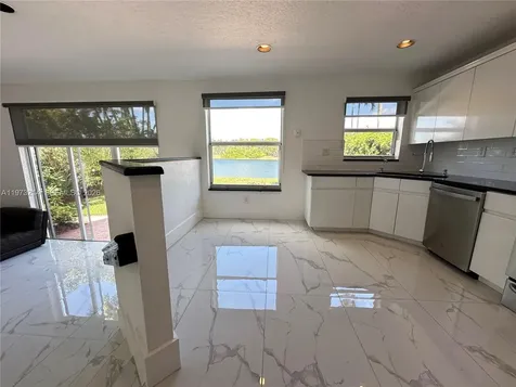 10965 NW 59th Street Doral FL 33178