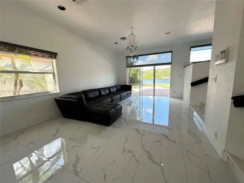 10965 NW 59th Street Doral FL 33178