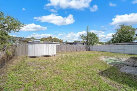 2521 NW 151st Street Miami Gardens FL 33054