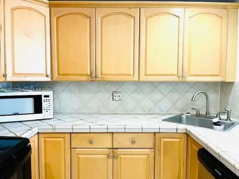 1470 NE 123rd Street North Miami FL 33161