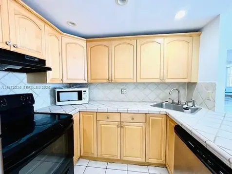 1470 NE 123rd Street North Miami FL 33161