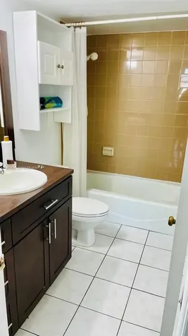 1470 NE 123rd Street North Miami FL 33161
