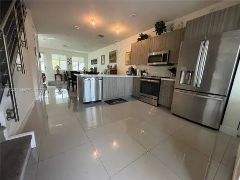 6401 NW 103rd Place Doral FL 33178