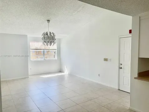18324 NW 68th Avenue Hialeah FL 33015