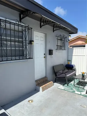 4255 SW 5th Terrace Miami FL 33134