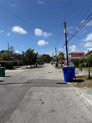 4255 SW 5th Terrace Miami FL 33134
