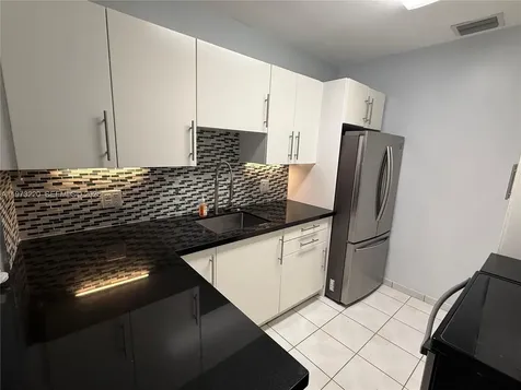 4255 SW 5th Terrace Miami FL 33134