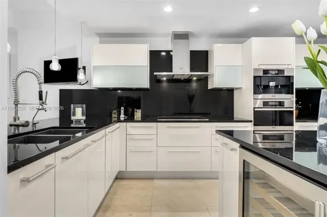 17121 Collins Avenue Sunny Isles Beach FL 33160