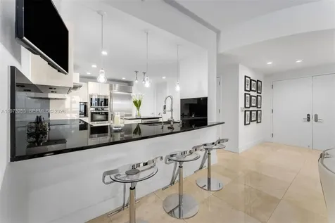 17121 Collins Avenue Sunny Isles Beach FL 33160