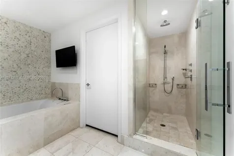 17121 Collins Avenue Sunny Isles Beach FL 33160