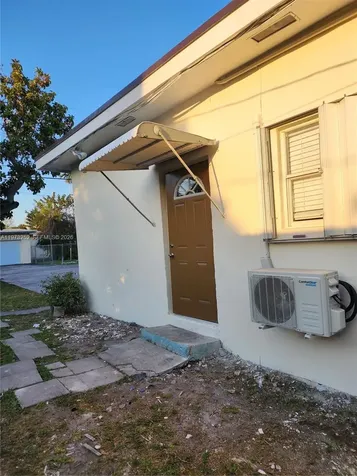 1375 NE 135th Street North Miami FL 33161