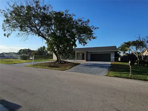 11761 NW 27th Court Plantation FL 33323