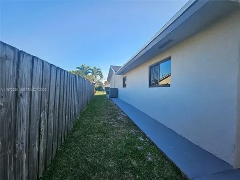 11761 NW 27th Court Plantation FL 33323