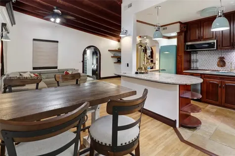 550 Quail Avenue Miami Springs FL 33166