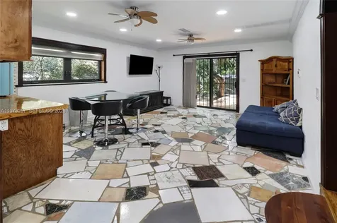 550 Quail Avenue Miami Springs FL 33166