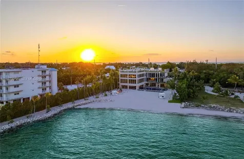 82719 Old Highway Islamorada FL 33036