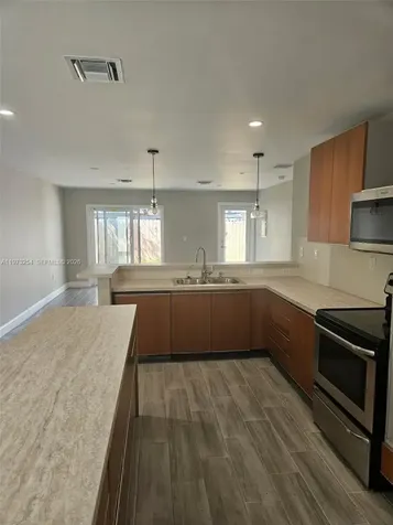 3906 NW 207th Street Road Miami Gardens FL 33055
