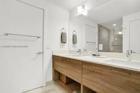 16385 Biscayne Boulevard North Miami Beach FL 33160