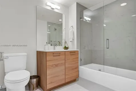16385 Biscayne Boulevard North Miami Beach FL 33160