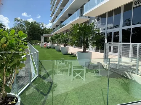 16385 Biscayne Boulevard North Miami Beach FL 33160