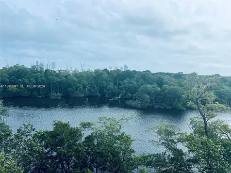 16385 Biscayne Boulevard North Miami Beach FL 33160