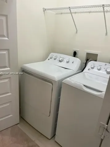 10521 NW 81st Terrace Doral FL 33178