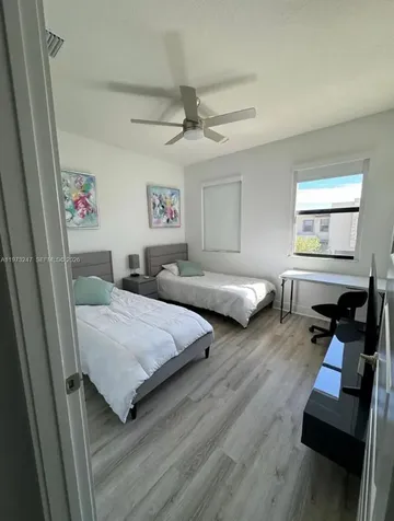 10521 NW 81st Terrace Doral FL 33178