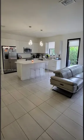 10521 NW 81st Terrace Doral FL 33178
