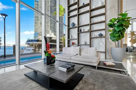 300 Biscayne Boulevard Way Miami FL 33131