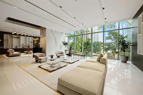 300 Biscayne Boulevard Way Miami FL 33131