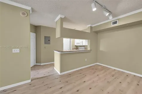 17150 N Bay Road Sunny Isles Beach FL 33160
