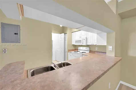 17150 N Bay Road Sunny Isles Beach FL 33160