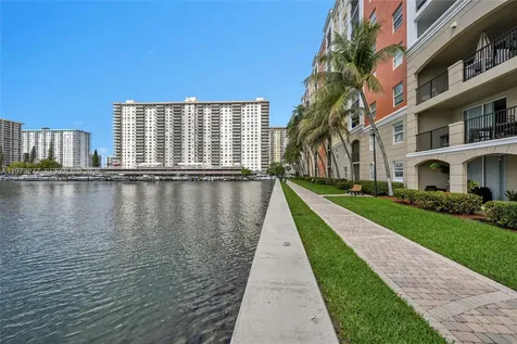 17150 N Bay Road Sunny Isles Beach FL 33160