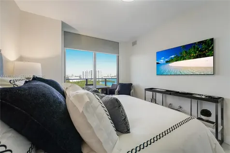 16385 Biscayne Boulevard North Miami Beach FL 33160