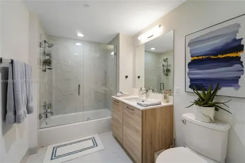 16385 Biscayne Boulevard North Miami Beach FL 33160
