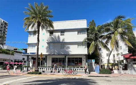 1100 Collins Avenue Miami Beach FL 33139
