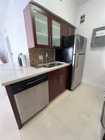 1100 Collins Avenue Miami Beach FL 33139