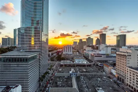 150 SE 2nd Avenue Miami FL 33131